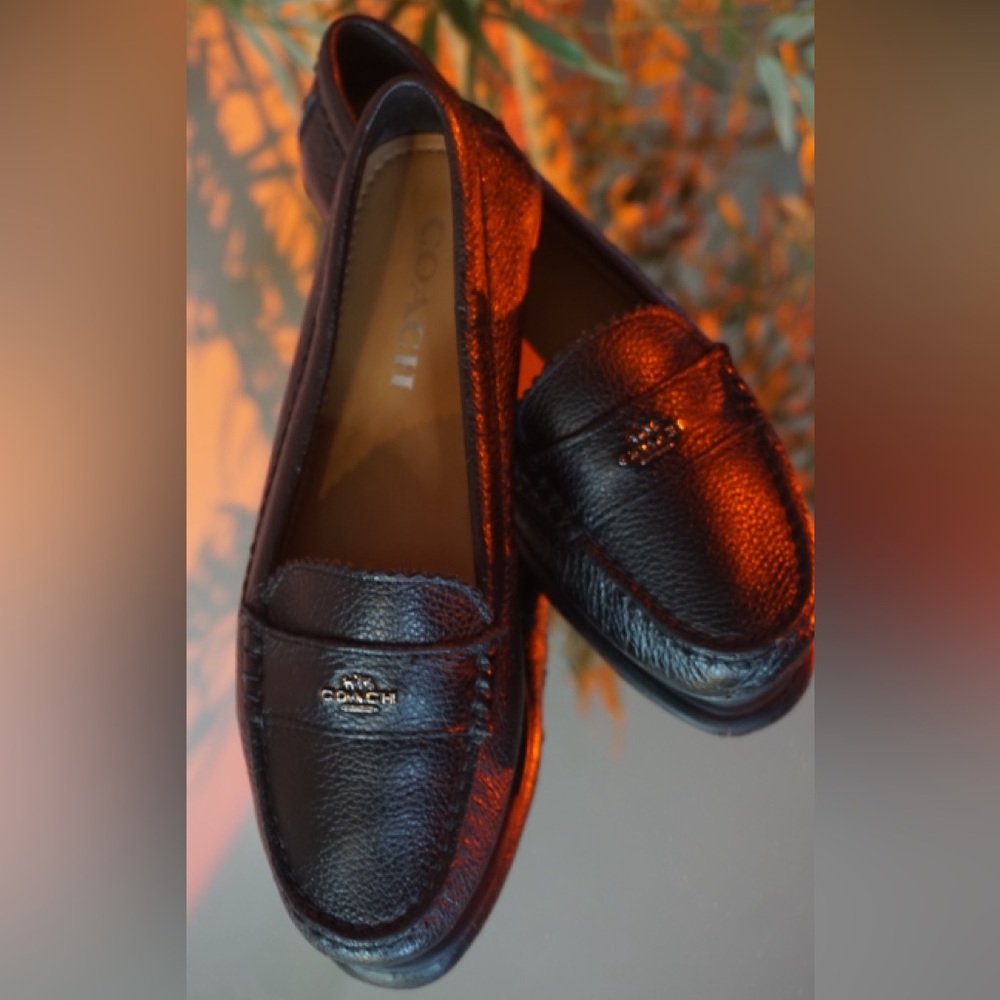 Coach  Black Leather Casual Flat Shoes Womens Size 7 B (pre owned) - Picture 5 of 9